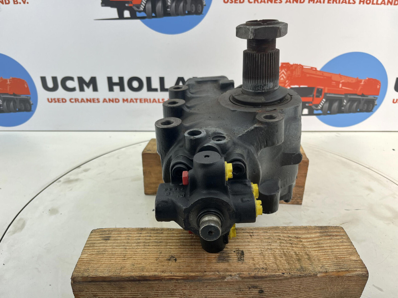 FAUN ATF 60-4 steering gear - Caja de dirección para Grúa: foto 4 FAUN ATF 60-4 steering gear - Caja de dirección para Grúa: foto 4