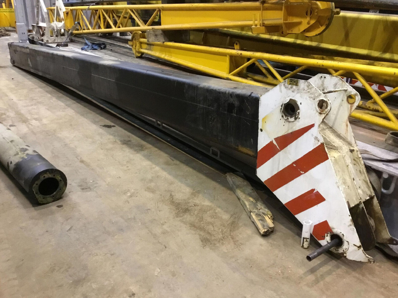 FAUN RTF 30 telescopic head section 3 - Brazo para Autogrúa: foto 2 FAUN RTF 30 telescopic head section 3 - Brazo para Autogrúa: foto 2