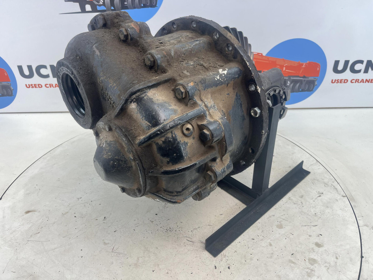 Gottwald mid differential 14x34 axle 4 - Diferencial para Grúa: foto 4 Gottwald mid differential 14x34 axle 4 - Diferencial para Grúa: foto 4