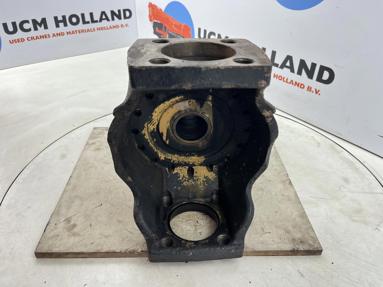 Mangueta para Autogrúa Grove AT 750 BE Steering knuckle 16 holes: foto 7 Mangueta para Autogrúa Grove AT 750 BE Steering knuckle 16 holes: foto 7