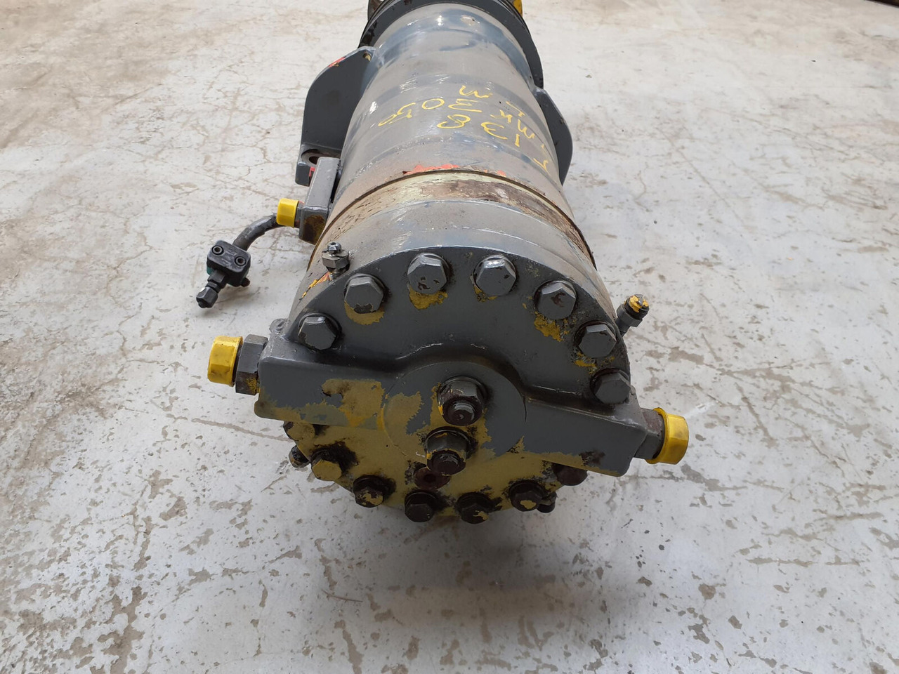 Grove GMK 3050 suspension cylinder - Cilindro hidráulico para Grúa: foto 5 Grove GMK 3050 suspension cylinder - Cilindro hidráulico para Grúa: foto 5