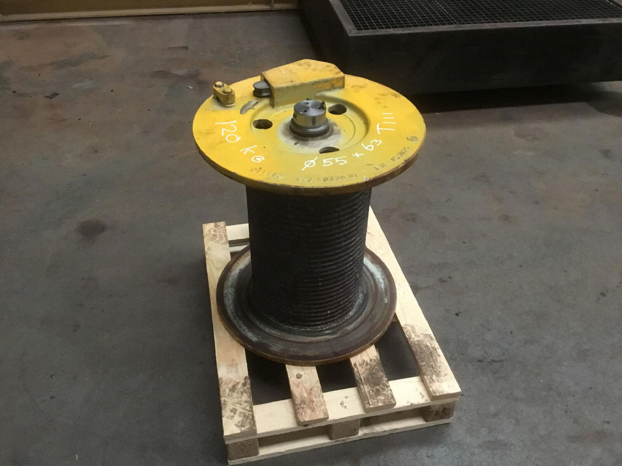 Grove GMK 3055 winch - Cabrestante para Autogrúa: foto 1 Grove GMK 3055 winch - Cabrestante para Autogrúa: foto 1
