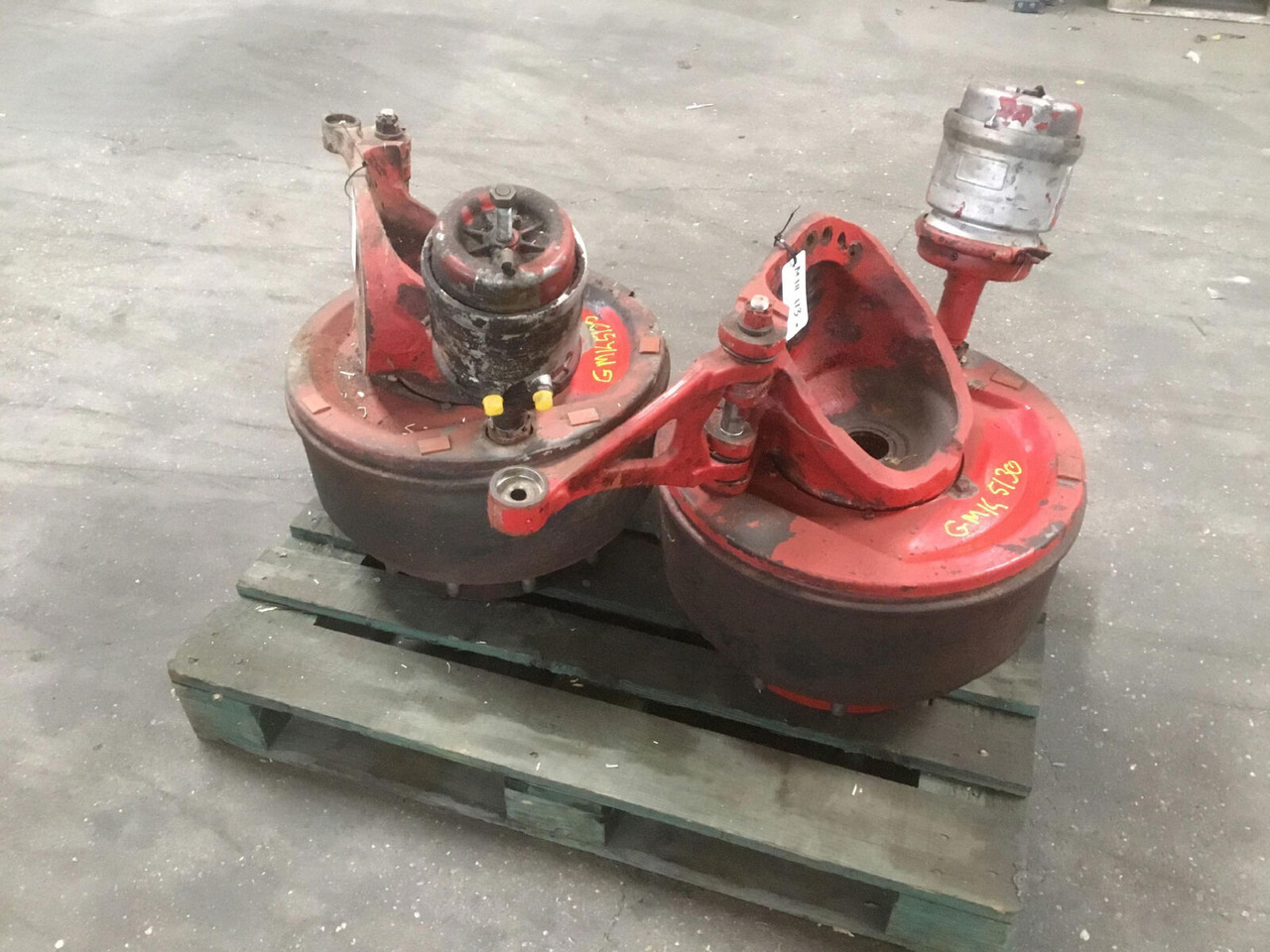 Grove GMK 5130-1 Megatrak axle house - Mangueta para Autogrúa: foto 4 Grove GMK 5130-1 Megatrak axle house - Mangueta para Autogrúa: foto 4