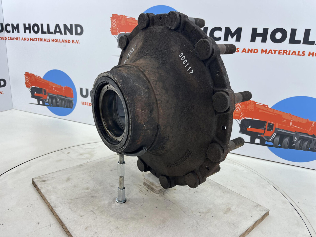 Grove GMK Megatrak wheel hub - Cubo para Grúa: foto 3 Grove GMK Megatrak wheel hub - Cubo para Grúa: foto 3