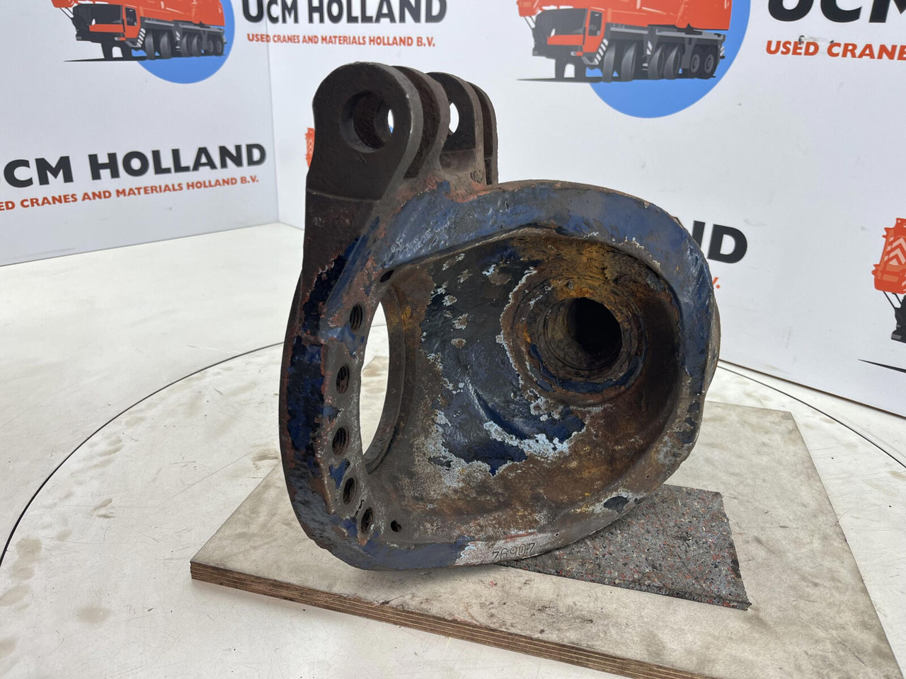 Grove GMK Steering knuckle 12 holes - Mangueta para Autogrúa: foto 4 Grove GMK Steering knuckle 12 holes - Mangueta para Autogrúa: foto 4