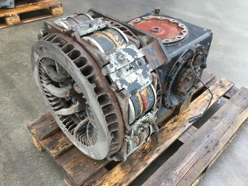 Grove Kessler Grove GMK 5100 diff box axle 5 - Caja de cambios para Grúa: foto 4 Grove Kessler Grove GMK 5100 diff box axle 5 - Caja de cambios para Grúa: foto 4