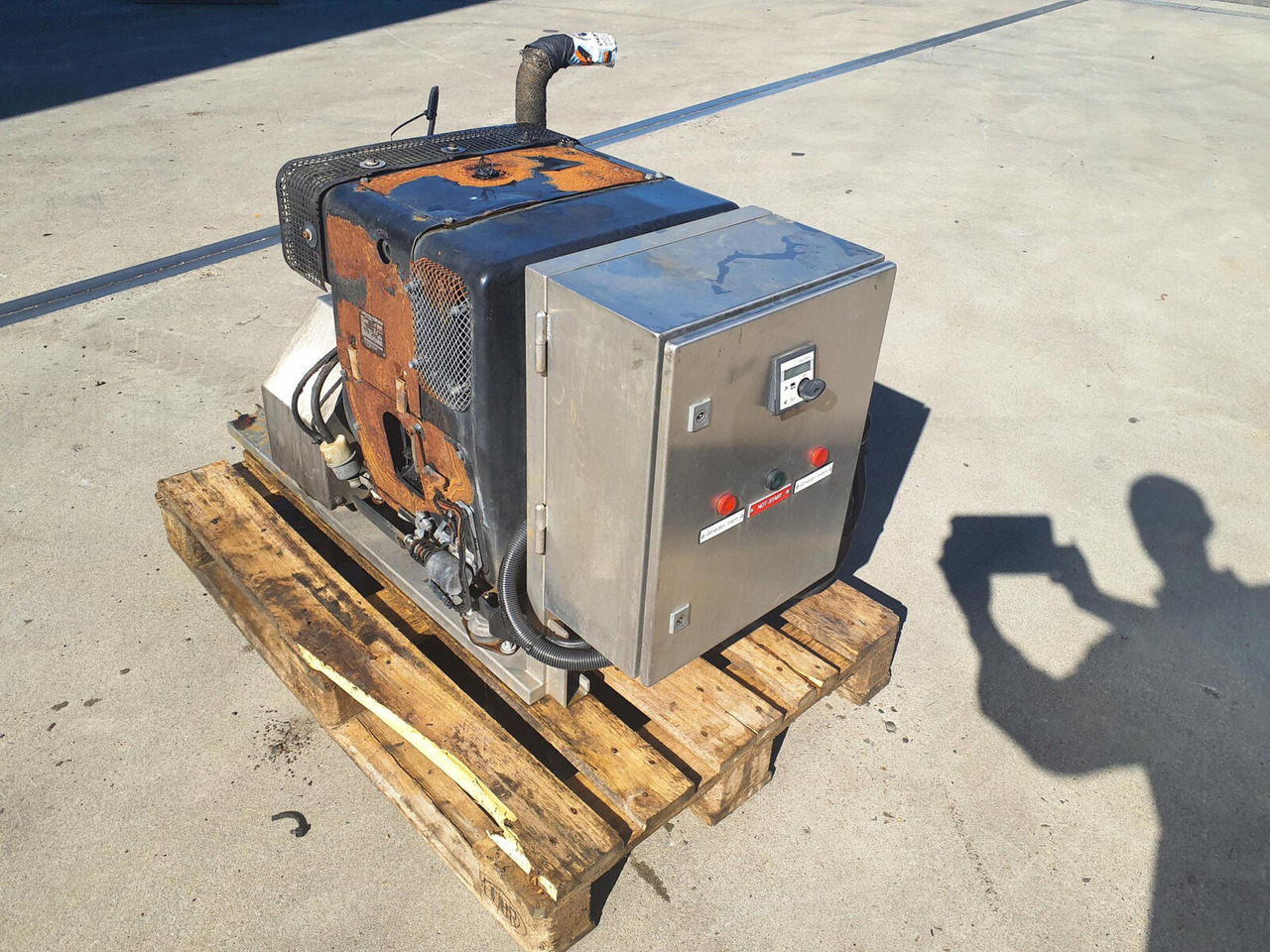 Hatz GMK 6400 Hatz engine FHZXL.722M90 - Motor para Autogrúa: foto 1 Hatz GMK 6400 Hatz engine FHZXL.722M90 - Motor para Autogrúa: foto 1