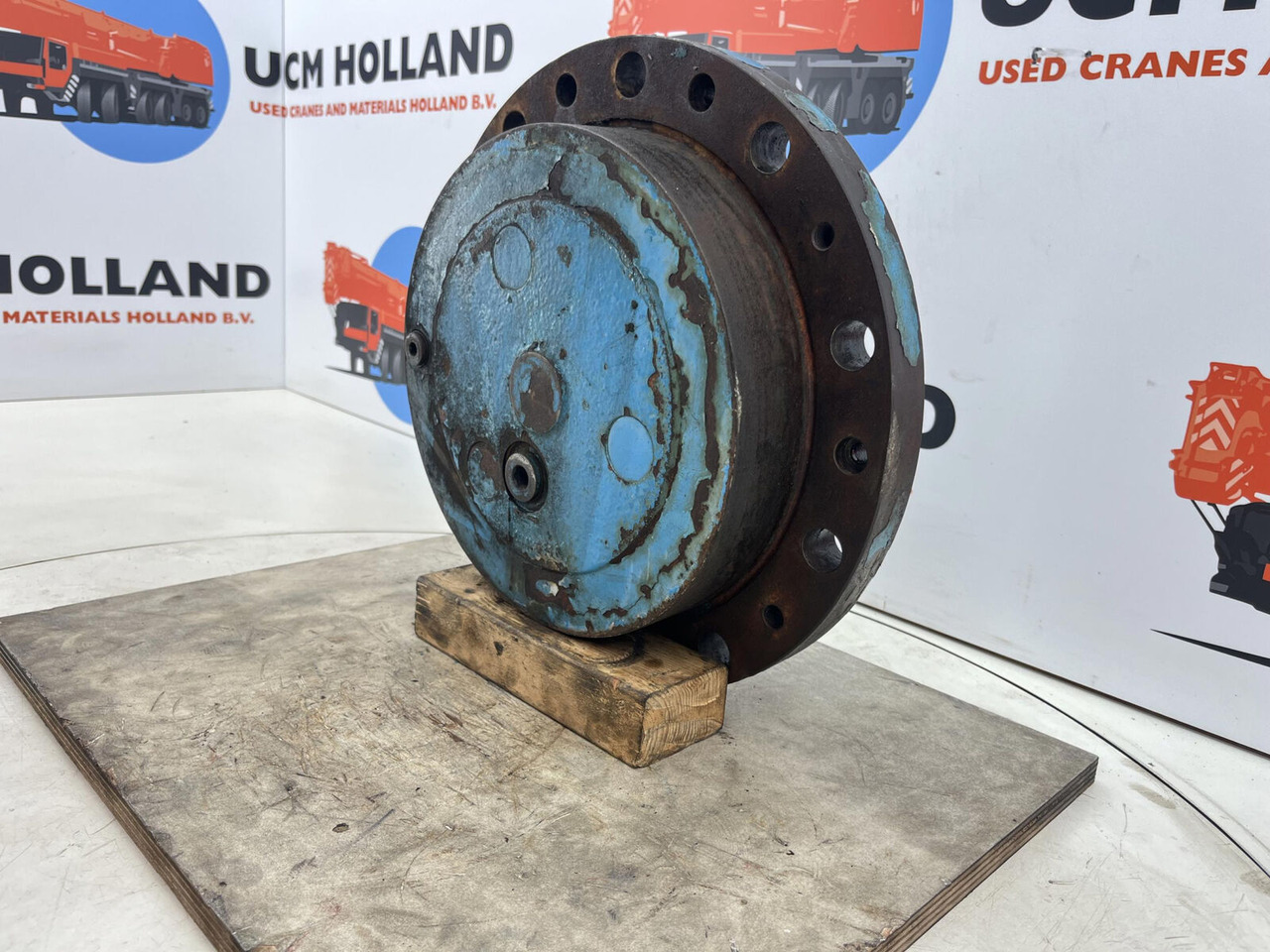 Kessler+Co Kessler Planetary gear 17-24-67-32-3pl-H83-42 - Mando final para Autogrúa: foto 2 Kessler+Co Kessler Planetary gear 17-24-67-32-3pl-H83-42 - Mando final para Autogrúa: foto 2