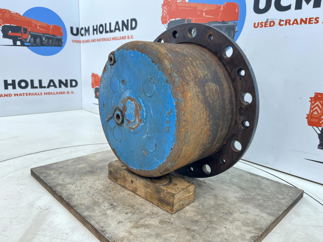 Kessler+Co Kessler planetary gear 22-25-74-40-4pl-H172-46 - Mando final para Grúa: foto 2 Kessler+Co Kessler planetary gear 22-25-74-40-4pl-H172-46 - Mando final para Grúa: foto 2