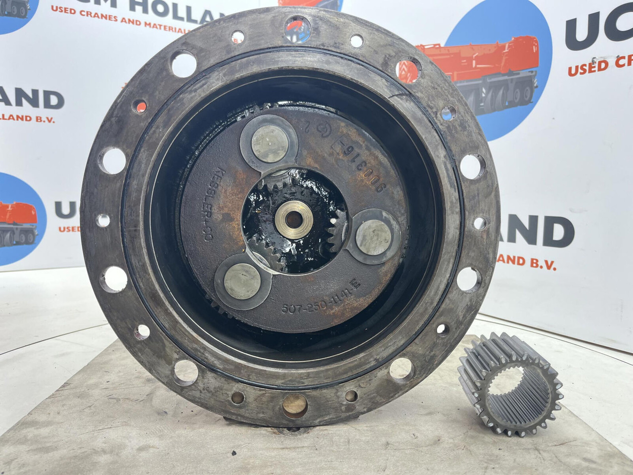 Kessler+Co LTM 1090 planetary gear 22-25-74-40-3pl-H135-46 - Mando final para Autogrúa: foto 5 Kessler+Co LTM 1090 planetary gear 22-25-74-40-3pl-H135-46 - Mando final para Autogrúa: foto 5