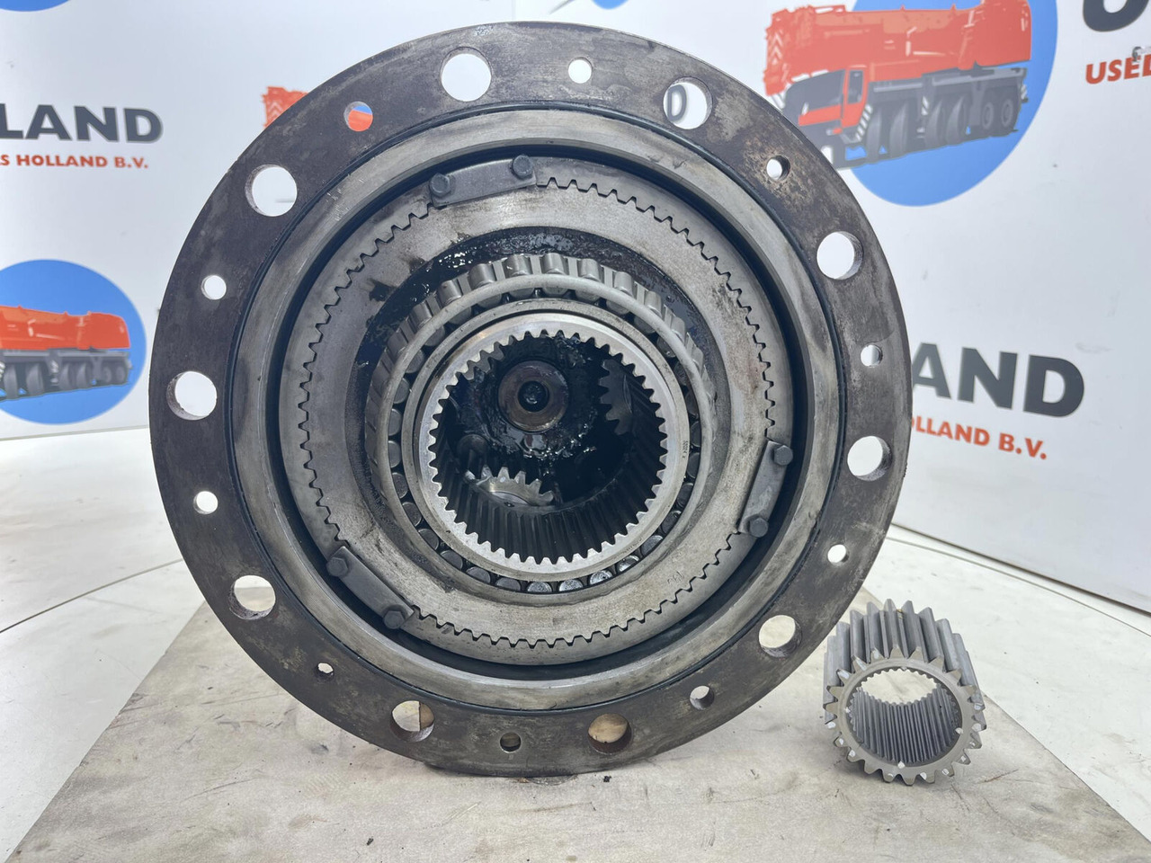 Kessler+Co LTM 1090 planetary gear 22-25-74-40-3pl-H135-46 - Mando final para Autogrúa: foto 4 Kessler+Co LTM 1090 planetary gear 22-25-74-40-3pl-H135-46 - Mando final para Autogrúa: foto 4