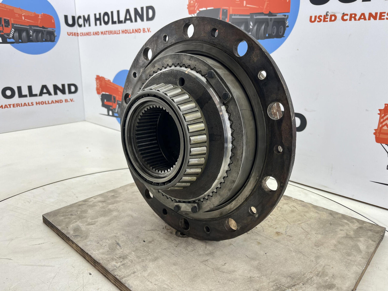 Kessler Planetary gear 31-15-62-40-pl-H84-46 - Mando final para Autogrúa: foto 3 Kessler Planetary gear 31-15-62-40-pl-H84-46 - Mando final para Autogrúa: foto 3