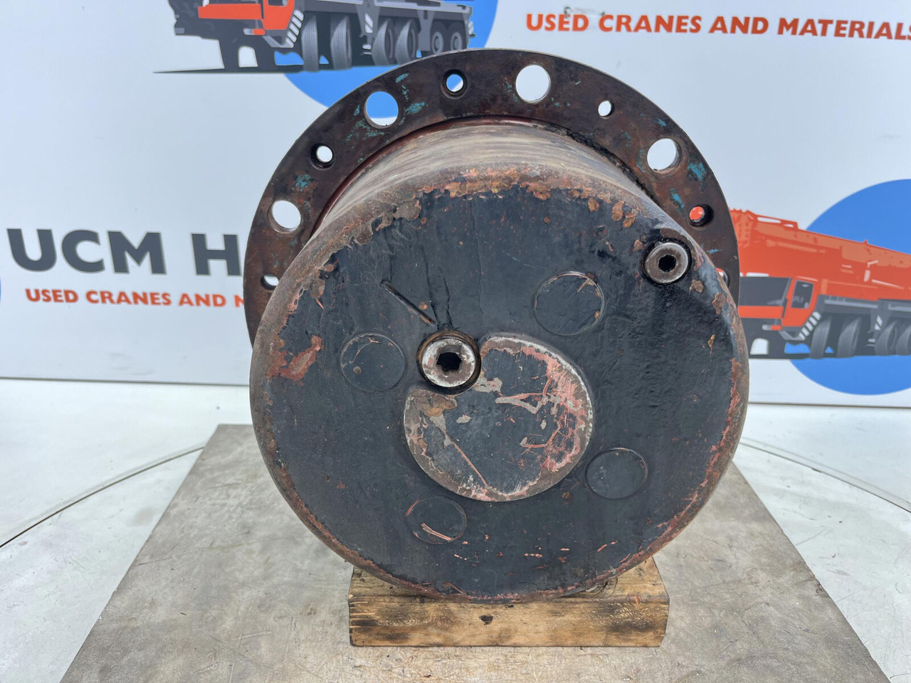 Kessler planetary gear 22-25-74-40-4pl-H172-46 - Mando final para Grúa: foto 1 Kessler planetary gear 22-25-74-40-4pl-H172-46 - Mando final para Grúa: foto 1