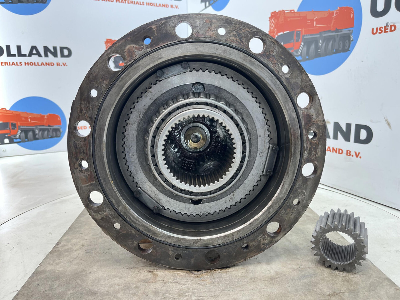 Kessler planetary gear 22-25-74-40-4pl-H172-46 - Mando final para Grúa: foto 5 Kessler planetary gear 22-25-74-40-4pl-H172-46 - Mando final para Grúa: foto 5