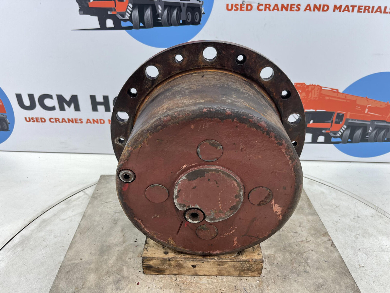 Kessler planetary gear 22-25-74-40-4pl-H177-46 - Mando final para Autogrúa: foto 1 Kessler planetary gear 22-25-74-40-4pl-H177-46 - Mando final para Autogrúa: foto 1