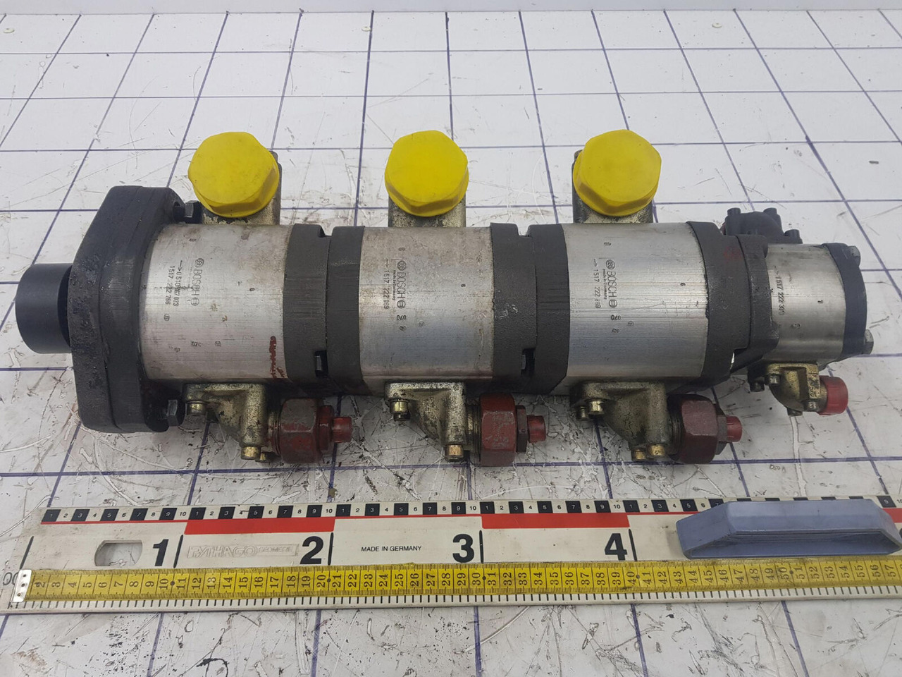 Krupp KMK 3045 four way gear pump - Bomba hidráulica para Autogrúa: foto 1 Krupp KMK 3045 four way gear pump - Bomba hidráulica para Autogrúa: foto 1