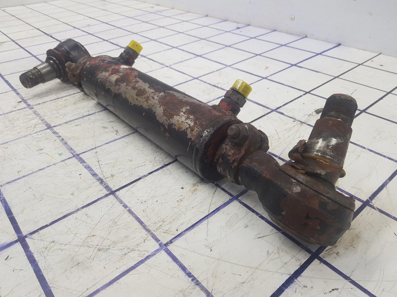 Krupp KMK 3045 steering cylinder - Cilindro hidráulico para Autogrúa: foto 4 Krupp KMK 3045 steering cylinder - Cilindro hidráulico para Autogrúa: foto 4