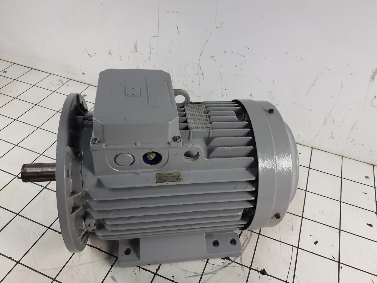 Liebherr ABB Electric motor MBT 160 L - Sistema eléctrico para Autogrúa: foto 4 Liebherr ABB Electric motor MBT 160 L - Sistema eléctrico para Autogrúa: foto 4