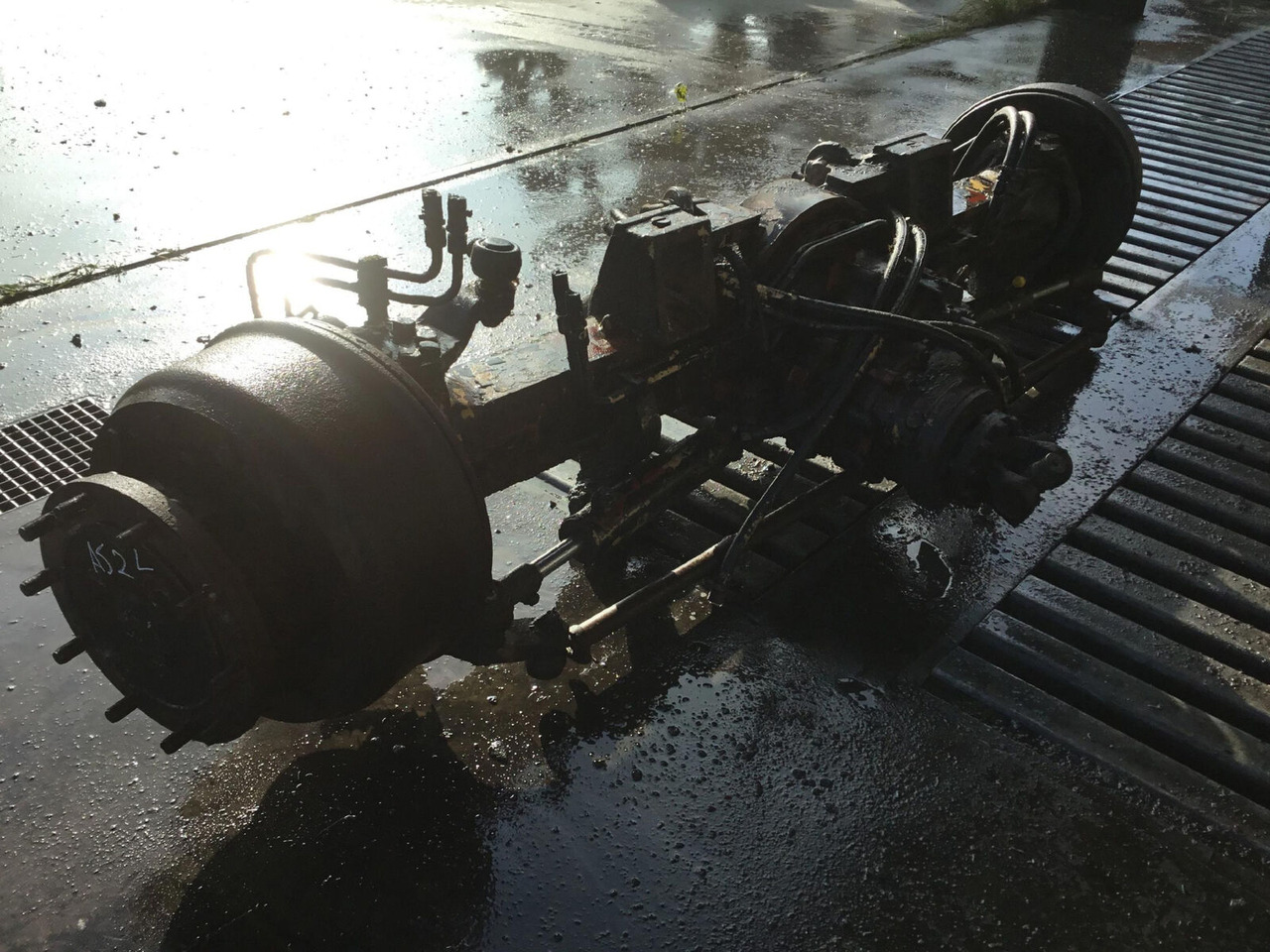 Liebherr LT 1160 axle 2 - Eje y piezas para Autogrúa: foto 3 Liebherr LT 1160 axle 2 - Eje y piezas para Autogrúa: foto 3