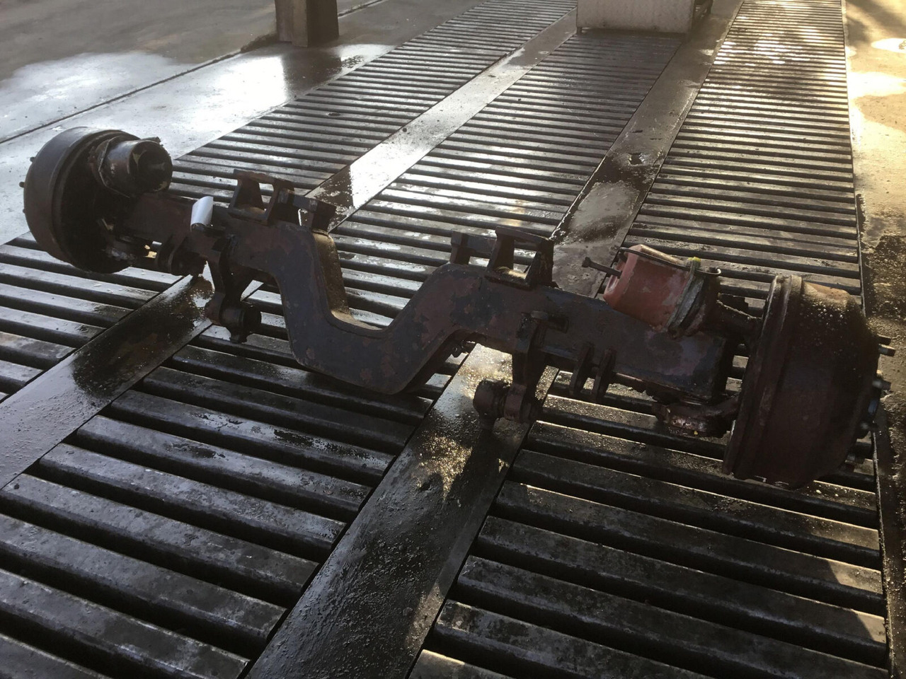 Liebherr LT 1160 axle 3 - Eje y piezas para Autogrúa: foto 4 Liebherr LT 1160 axle 3 - Eje y piezas para Autogrúa: foto 4