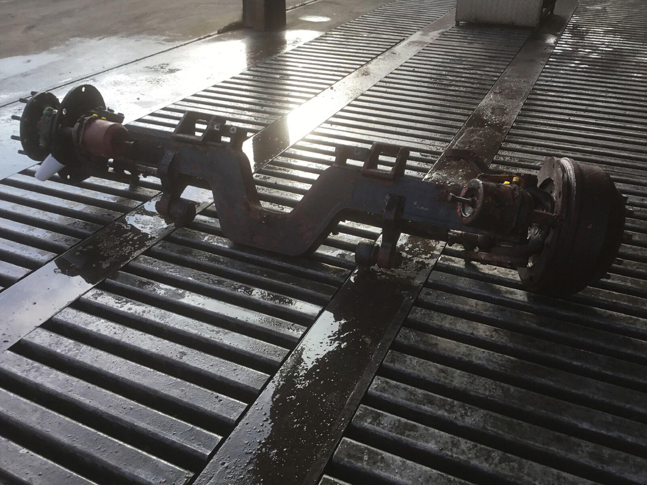 Liebherr LT 1160 axle 4 - Eje y piezas para Autogrúa: foto 4 Liebherr LT 1160 axle 4 - Eje y piezas para Autogrúa: foto 4