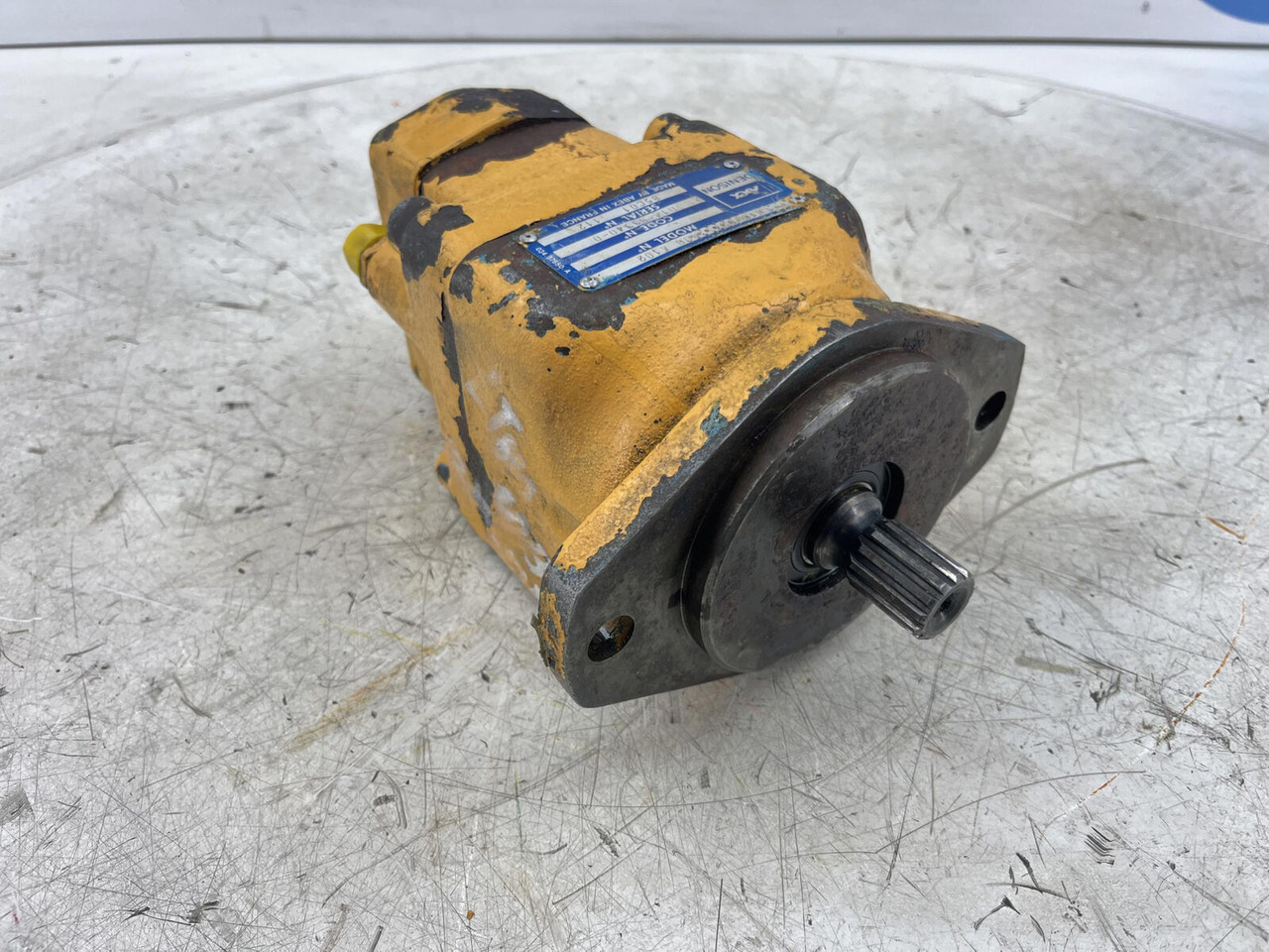 Liebherr LTM 1030 slew motor - Motor hidráulico para Grúa: foto 1 Liebherr LTM 1030 slew motor - Motor hidráulico para Grúa: foto 1