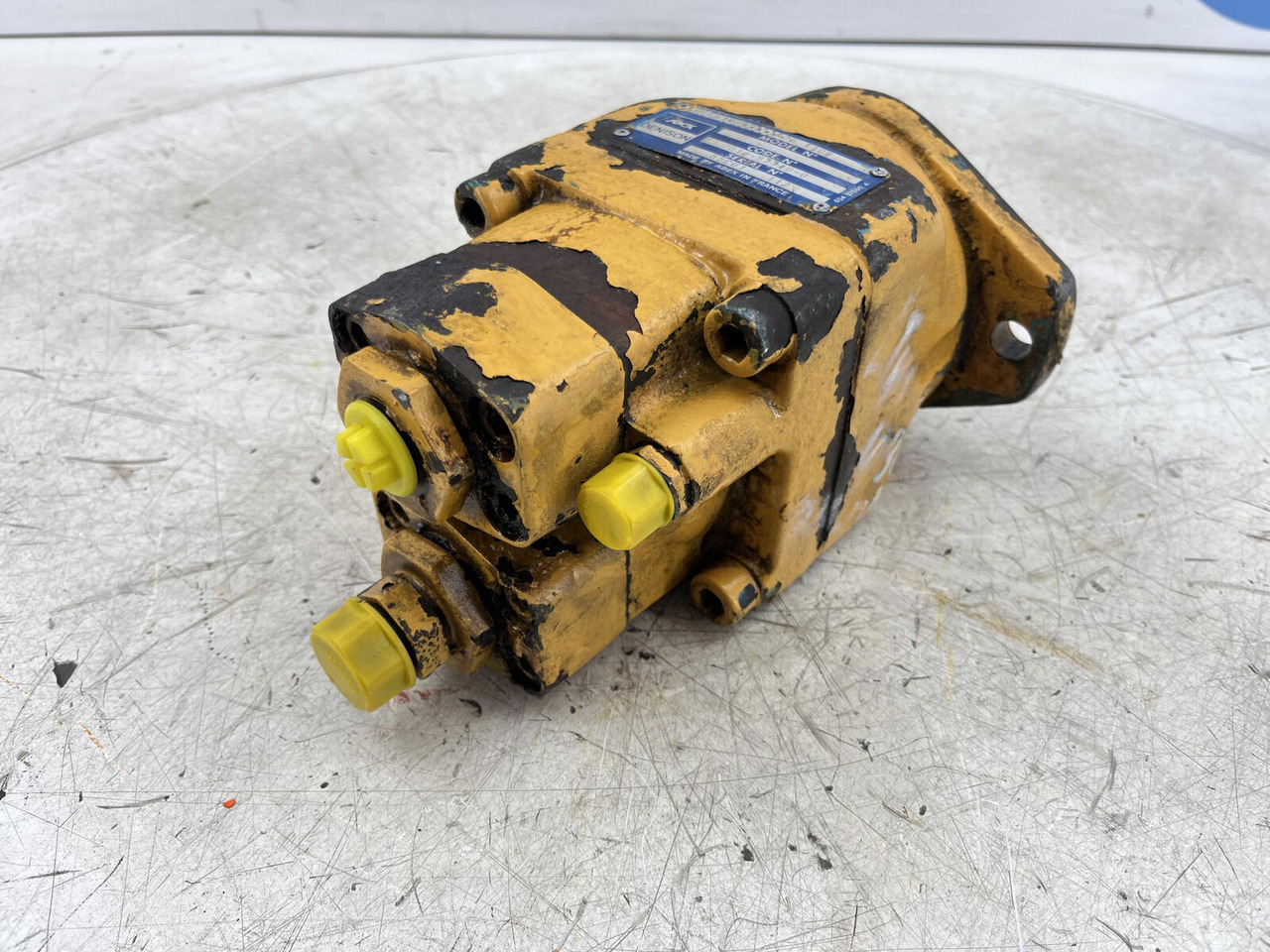 Liebherr LTM 1030 slew motor - Motor hidráulico para Grúa: foto 2 Liebherr LTM 1030 slew motor - Motor hidráulico para Grúa: foto 2