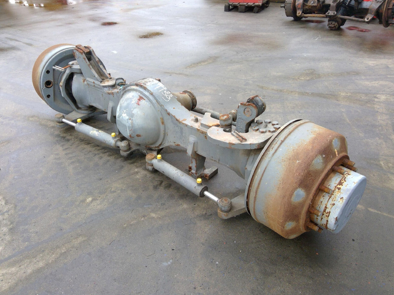 Liebherr LTM 1050-1 axle 1 - Eje y piezas para Autogrúa: foto 4 Liebherr LTM 1050-1 axle 1 - Eje y piezas para Autogrúa: foto 4