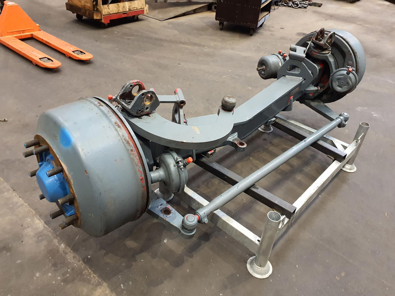 Liebherr LTM 1070-4.1 axle 2 - Eje y piezas para Autogrúa: foto 4 Liebherr LTM 1070-4.1 axle 2 - Eje y piezas para Autogrúa: foto 4