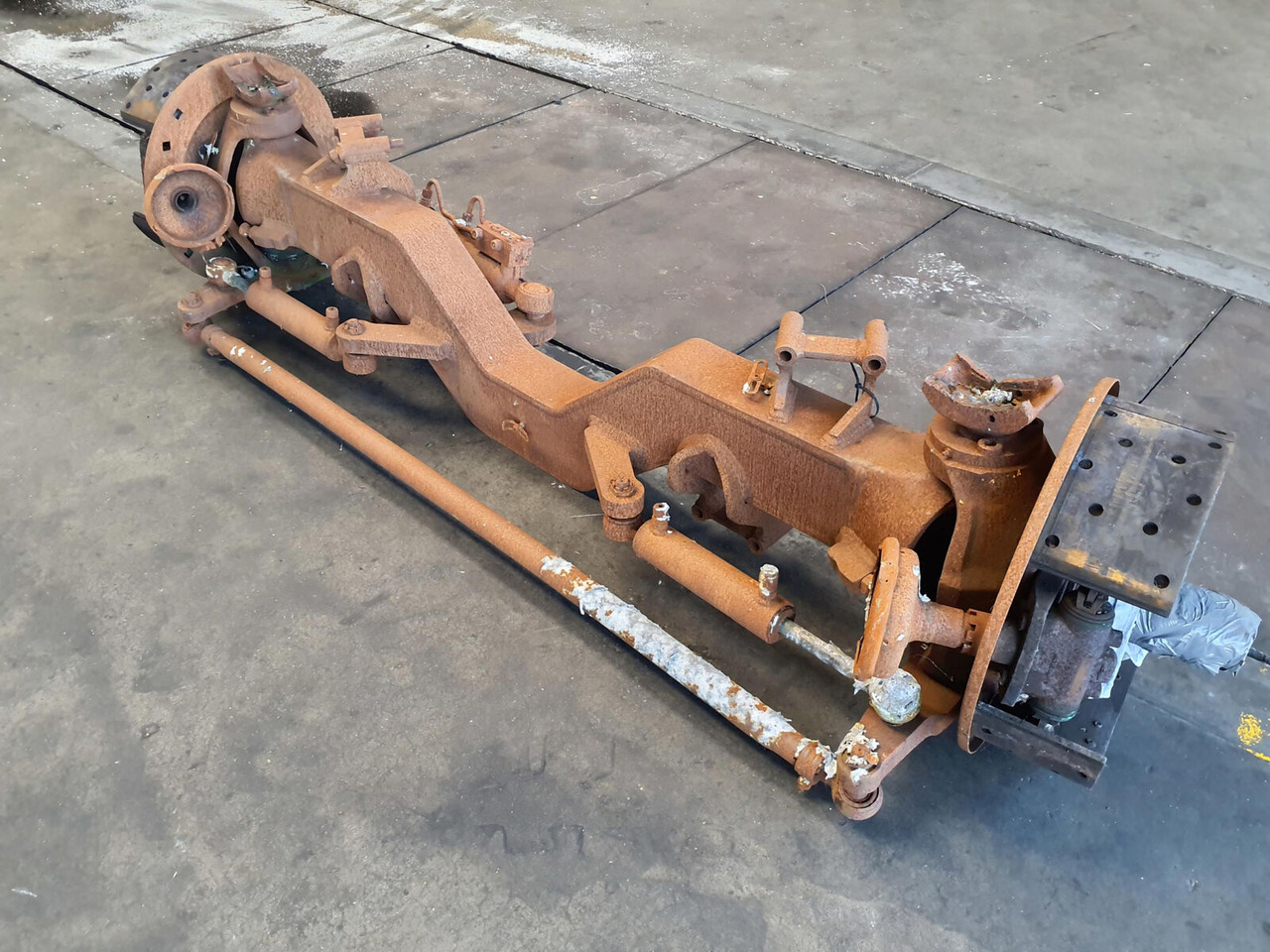 Liebherr LTM 1100-5.2 axle 3 - Eje y piezas para Autogrúa: foto 2 Liebherr LTM 1100-5.2 axle 3 - Eje y piezas para Autogrúa: foto 2