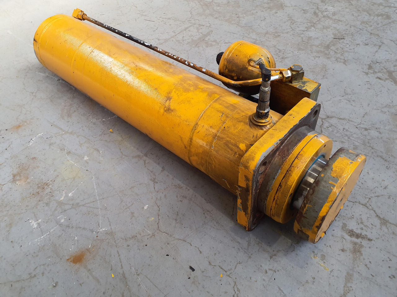 Liebherr LTM 1100-5.2 ballast extension ram - Cilindro hidráulico para Autogrúa: foto 2 Liebherr LTM 1100-5.2 ballast extension ram - Cilindro hidráulico para Autogrúa: foto 2
