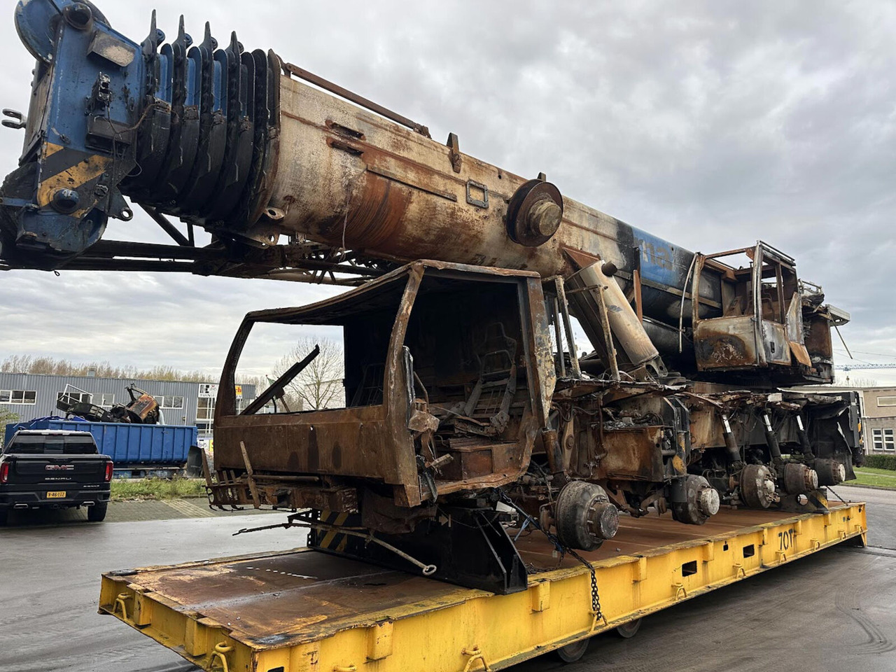 Liebherr LTM 1100-5.2 for parts - Autogrúa: foto 1 Liebherr LTM 1100-5.2 for parts - Autogrúa: foto 1