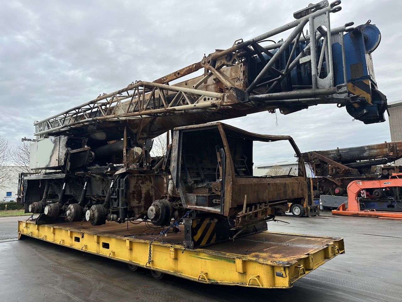 Liebherr LTM 1100-5.2 for parts - Autogrúa: foto 2 Liebherr LTM 1100-5.2 for parts - Autogrúa: foto 2