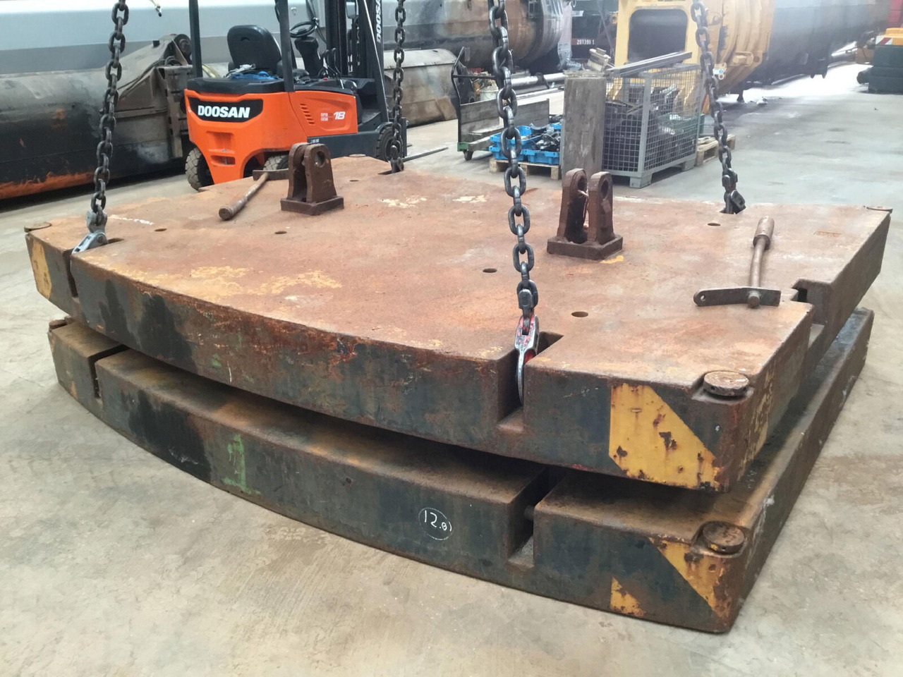 Liebherr LTM 1160 counterweight 12,0 ton - Contrapeso para Autogrúa: foto 1 Liebherr LTM 1160 counterweight 12,0 ton - Contrapeso para Autogrúa: foto 1