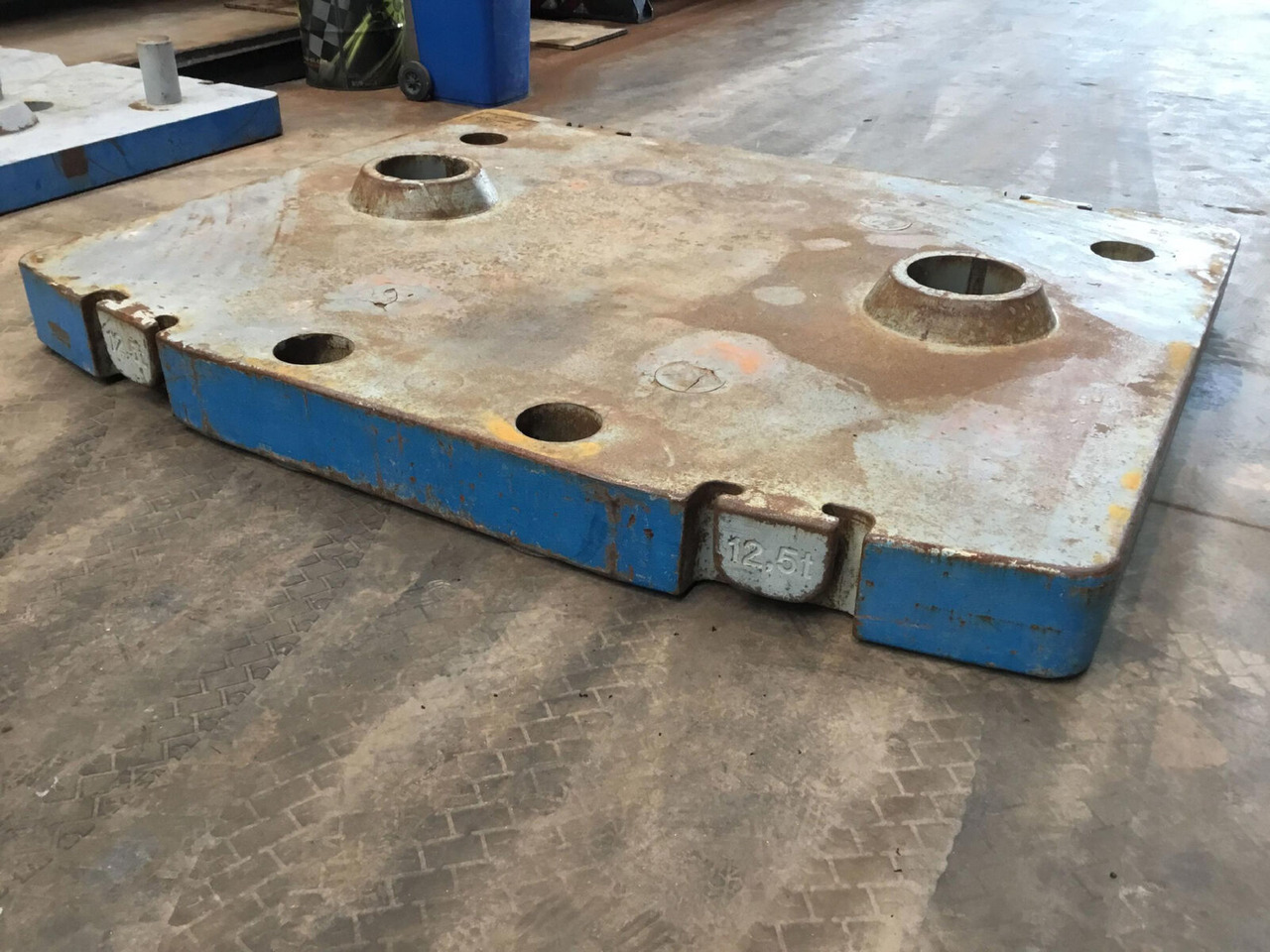 Liebherr LTM 1250-6.1 counterweight 12,0 ton - Contrapeso para Autogrúa: foto 2 Liebherr LTM 1250-6.1 counterweight 12,0 ton - Contrapeso para Autogrúa: foto 2