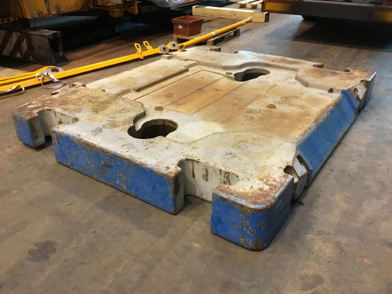 Liebherr LTM 1250-6.1 counterweight 12,5 ton - Contrapeso para Autogrúa: foto 4 Liebherr LTM 1250-6.1 counterweight 12,5 ton - Contrapeso para Autogrúa: foto 4