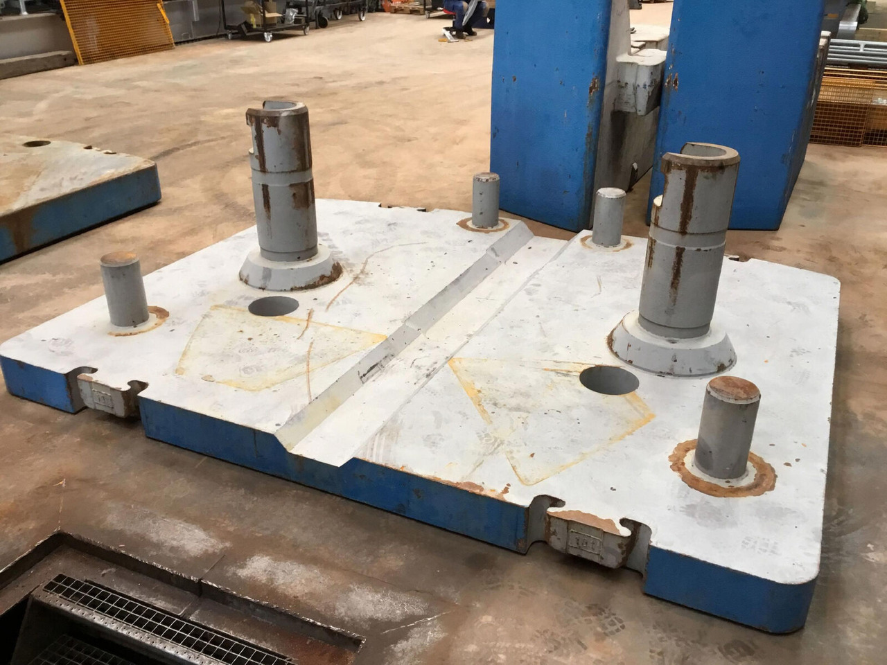 Liebherr LTM 1250-6.1 counterweight base 10,0 ton - Contrapeso para Autogrúa: foto 3 Liebherr LTM 1250-6.1 counterweight base 10,0 ton - Contrapeso para Autogrúa: foto 3