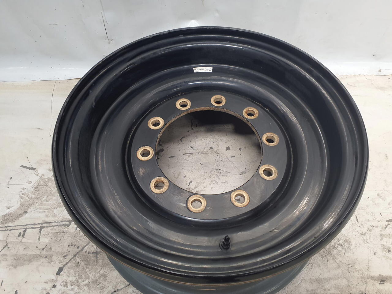 Liebherr Rim 445/95R25 10 12 1p - Llanta para Grúa: foto 2 Liebherr Rim 445/95R25 10 12 1p - Llanta para Grúa: foto 2