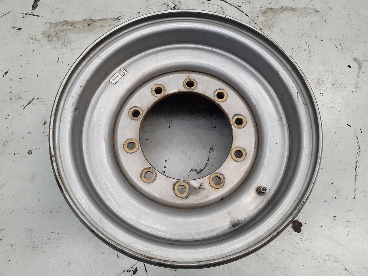 Liebherr Rim 445/95R25 10 12 1p - Llanta para Grúa: foto 2 Liebherr Rim 445/95R25 10 12 1p - Llanta para Grúa: foto 2