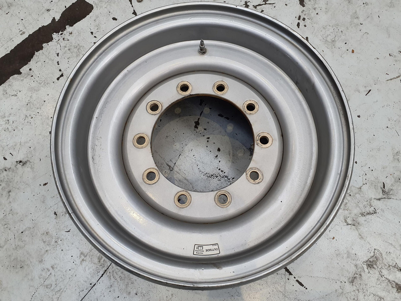 Liebherr Rim 445/95R25 10 12 1p - Llanta para Grúa: foto 2 Liebherr Rim 445/95R25 10 12 1p - Llanta para Grúa: foto 2