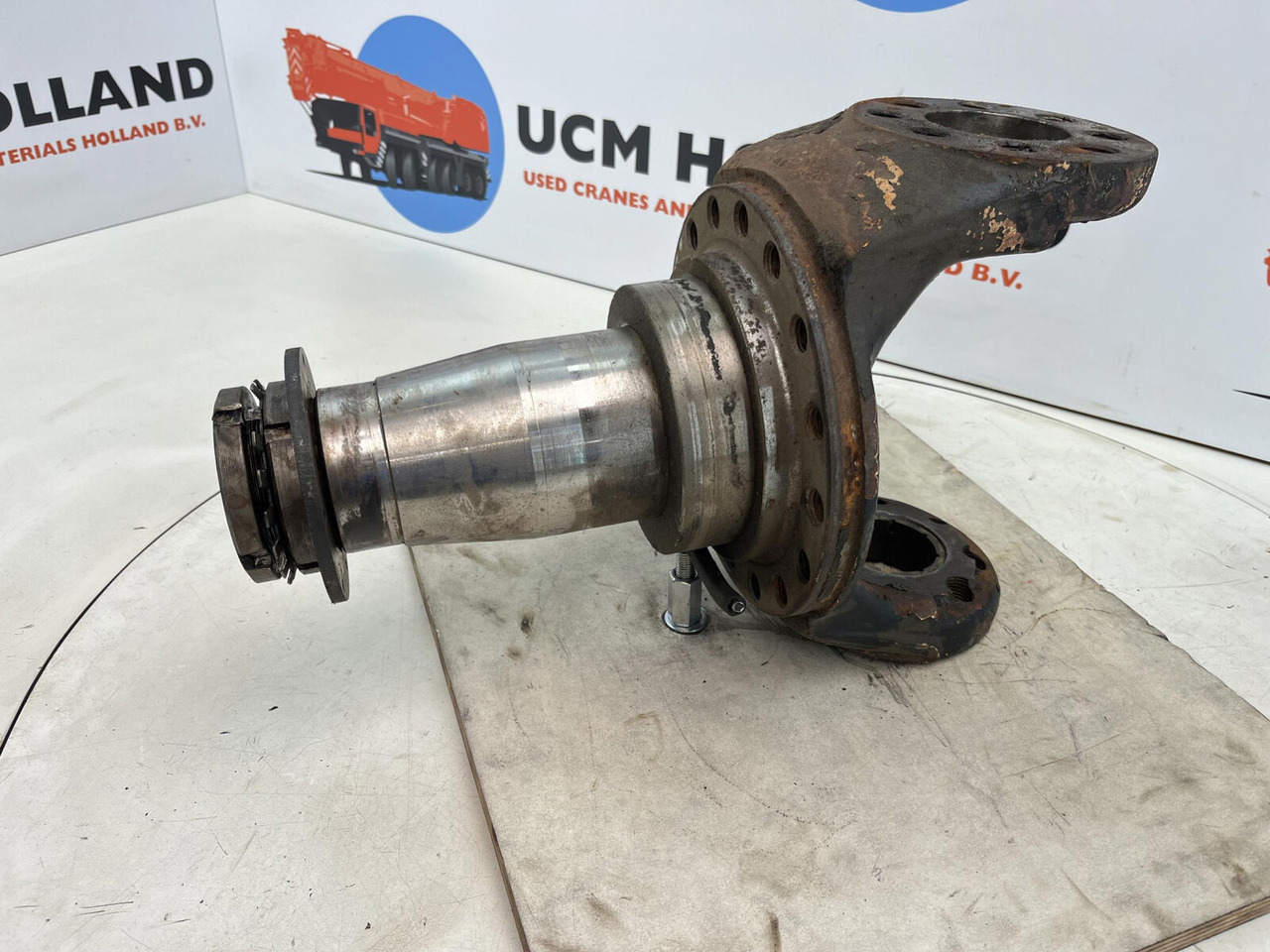 PPM 480 ATT Steering knuckle 16 holes axle 2 - Mangueta para Autogrúa: foto 1 PPM 480 ATT Steering knuckle 16 holes axle 2 - Mangueta para Autogrúa: foto 1