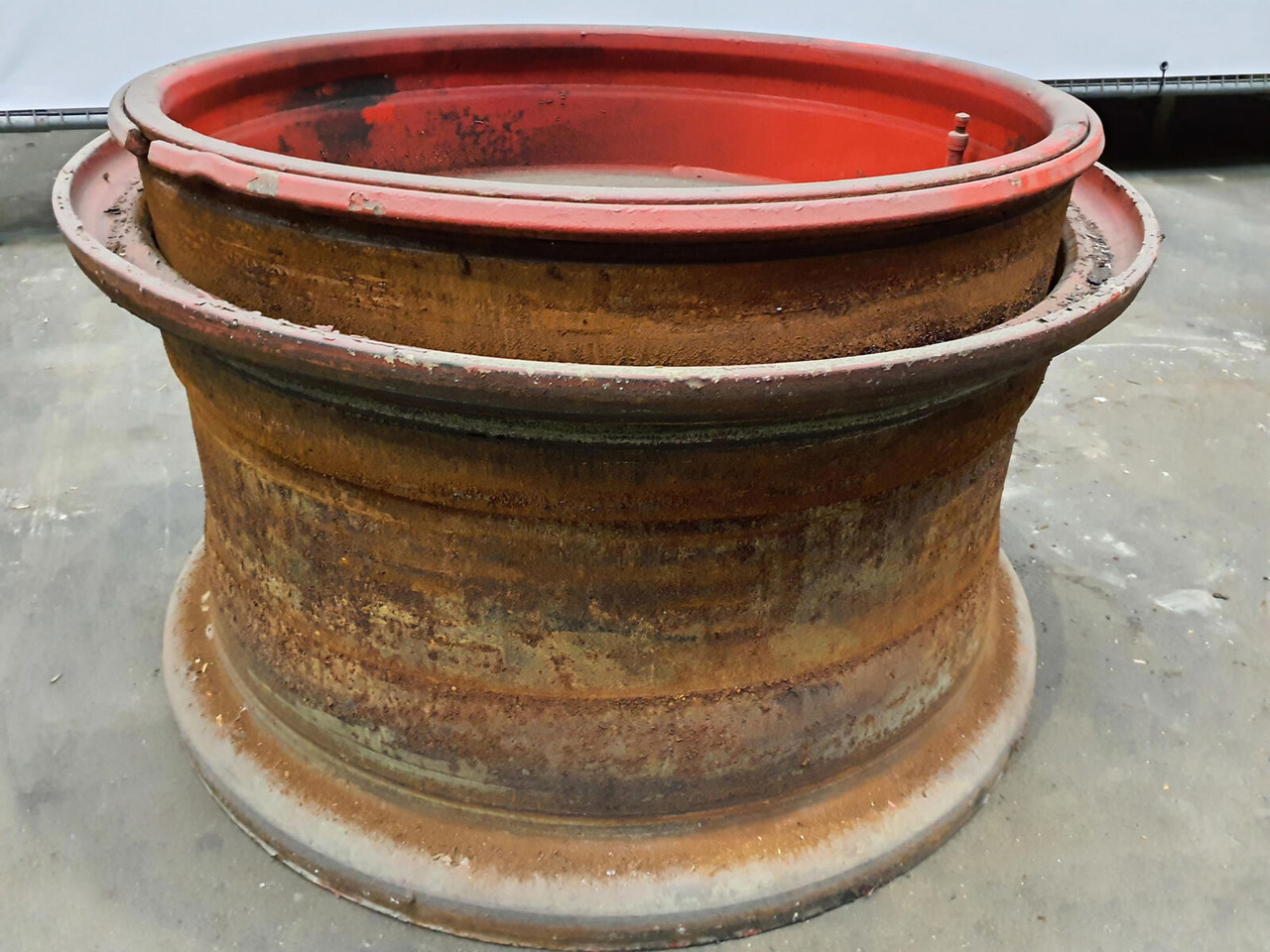 Rim 445/80R25 10 18 3p - Llanta para Grúa: foto 3 Rim 445/80R25 10 18 3p - Llanta para Grúa: foto 3