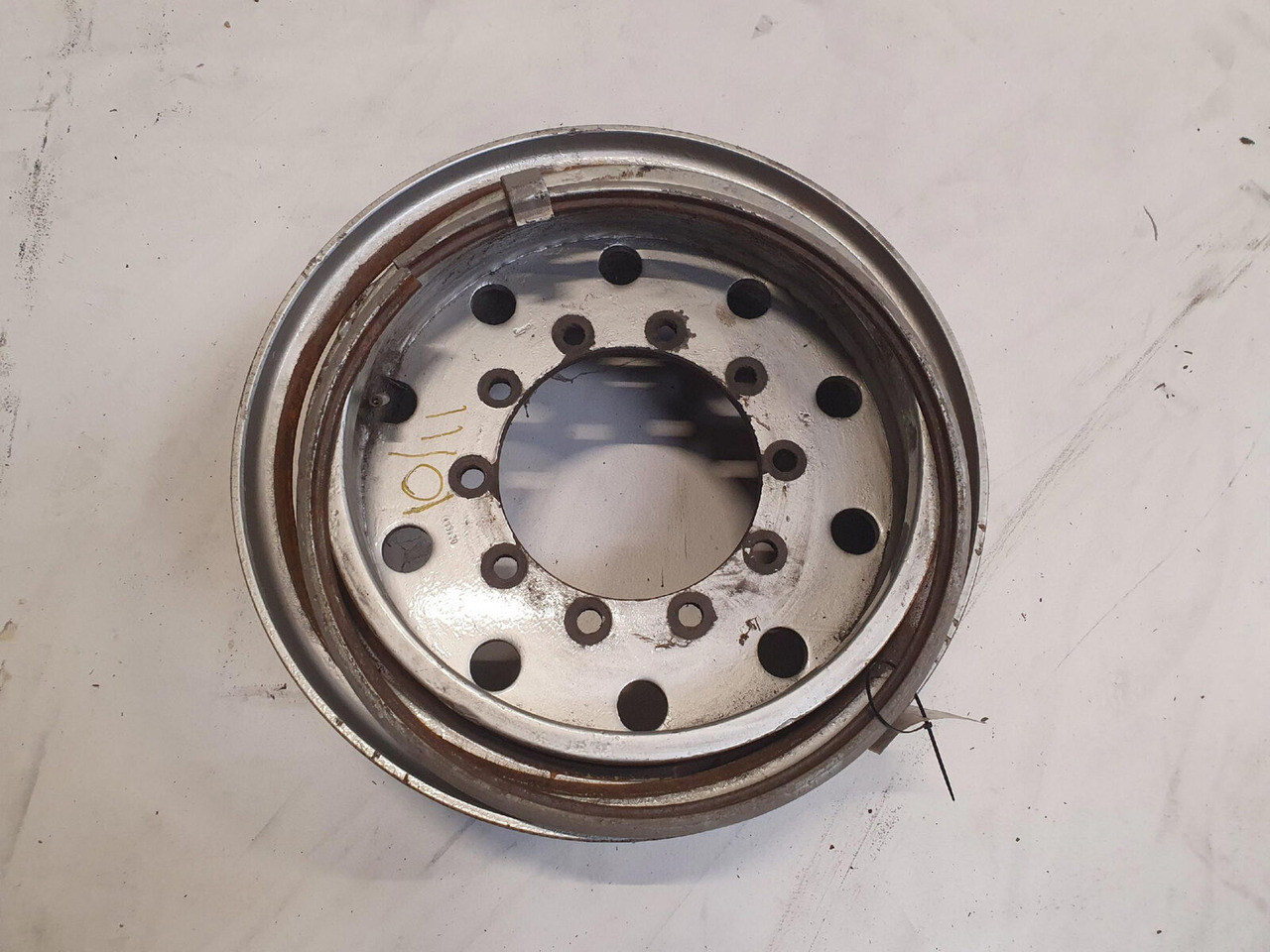 Rim 445/95R25 10 11 5p - Llanta para Grúa: foto 2 Rim 445/95R25 10 11 5p - Llanta para Grúa: foto 2