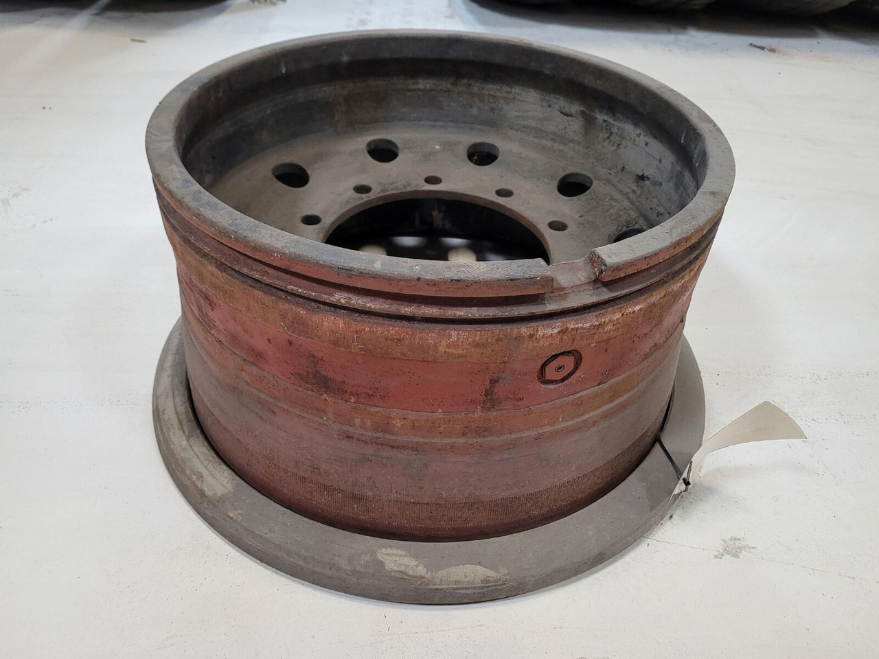 Rim 445/95R25 10 16.5 5p - Llanta para Grúa: foto 1 Rim 445/95R25 10 16.5 5p - Llanta para Grúa: foto 1