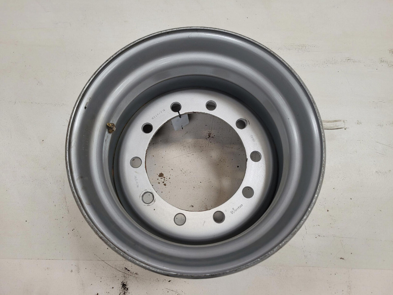 Spierings Rim 445/75R22.5 10 21.5 1p - Llanta para Grúa: foto 2 Spierings Rim 445/75R22.5 10 21.5 1p - Llanta para Grúa: foto 2