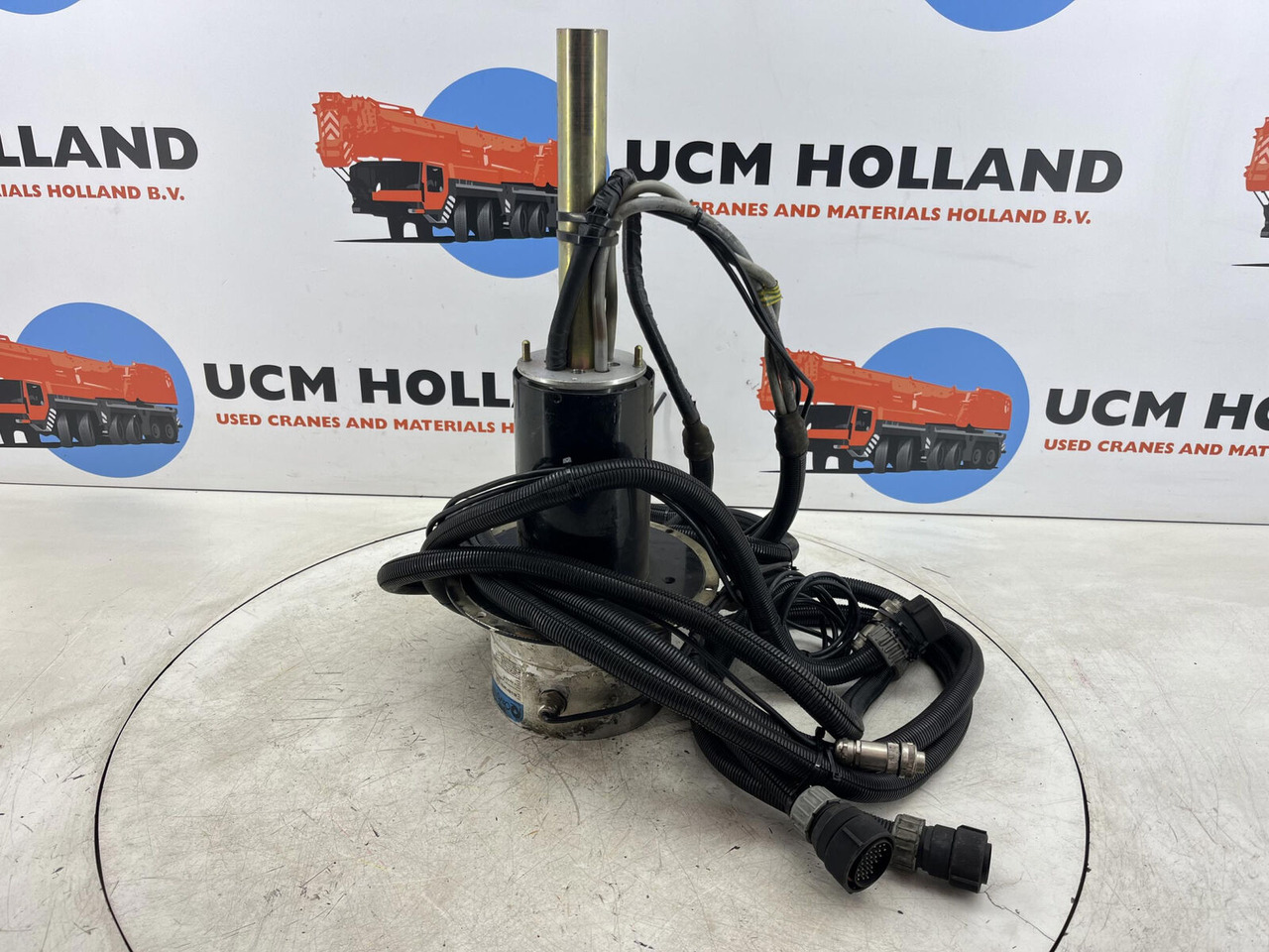 Terex AC slip ring assy - Sistema eléctrico para Grúa: foto 1 Terex AC slip ring assy - Sistema eléctrico para Grúa: foto 1