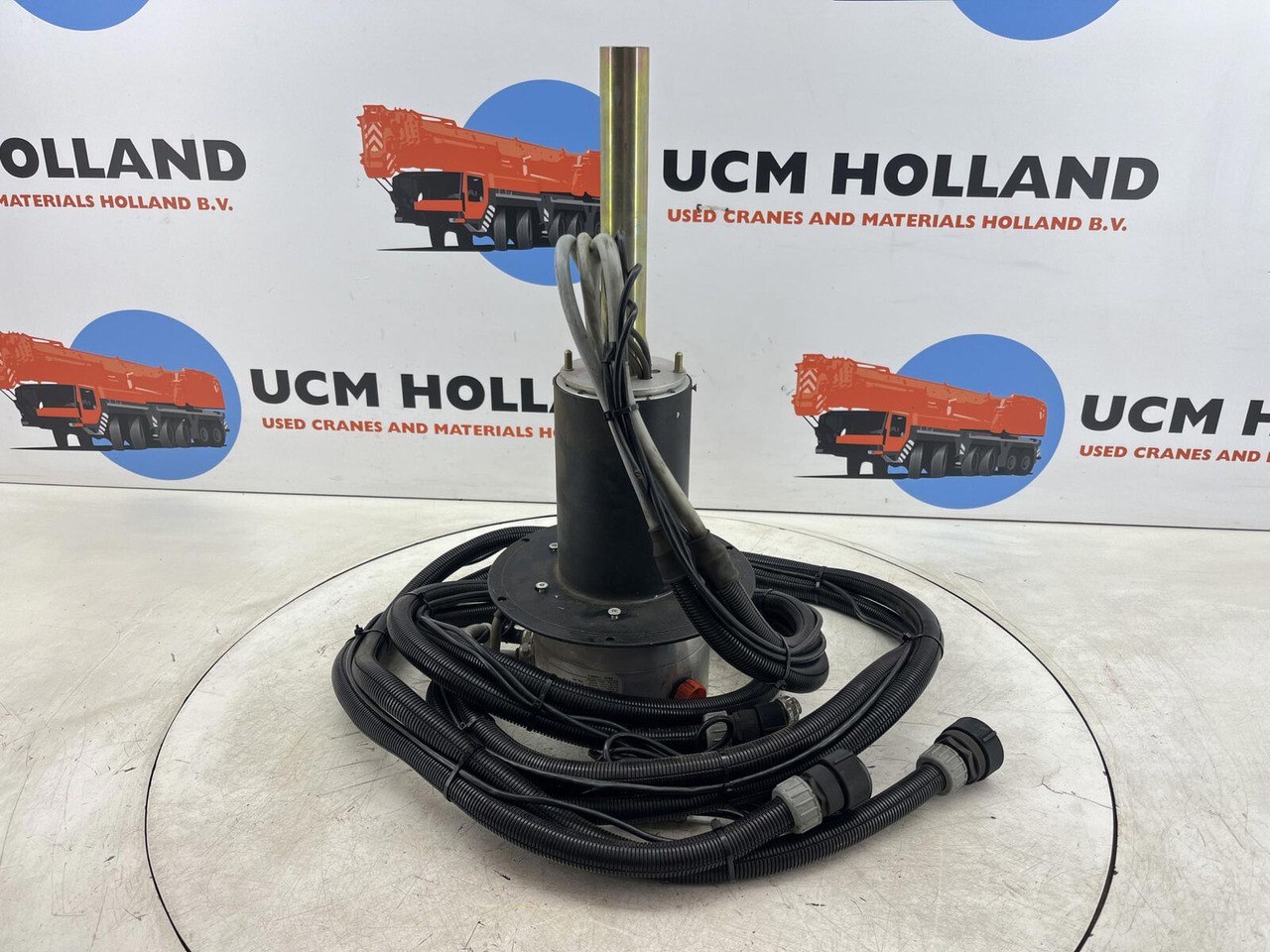 Terex AC slip ring assy - Sistema eléctrico para Grúa: foto 1 Terex AC slip ring assy - Sistema eléctrico para Grúa: foto 1