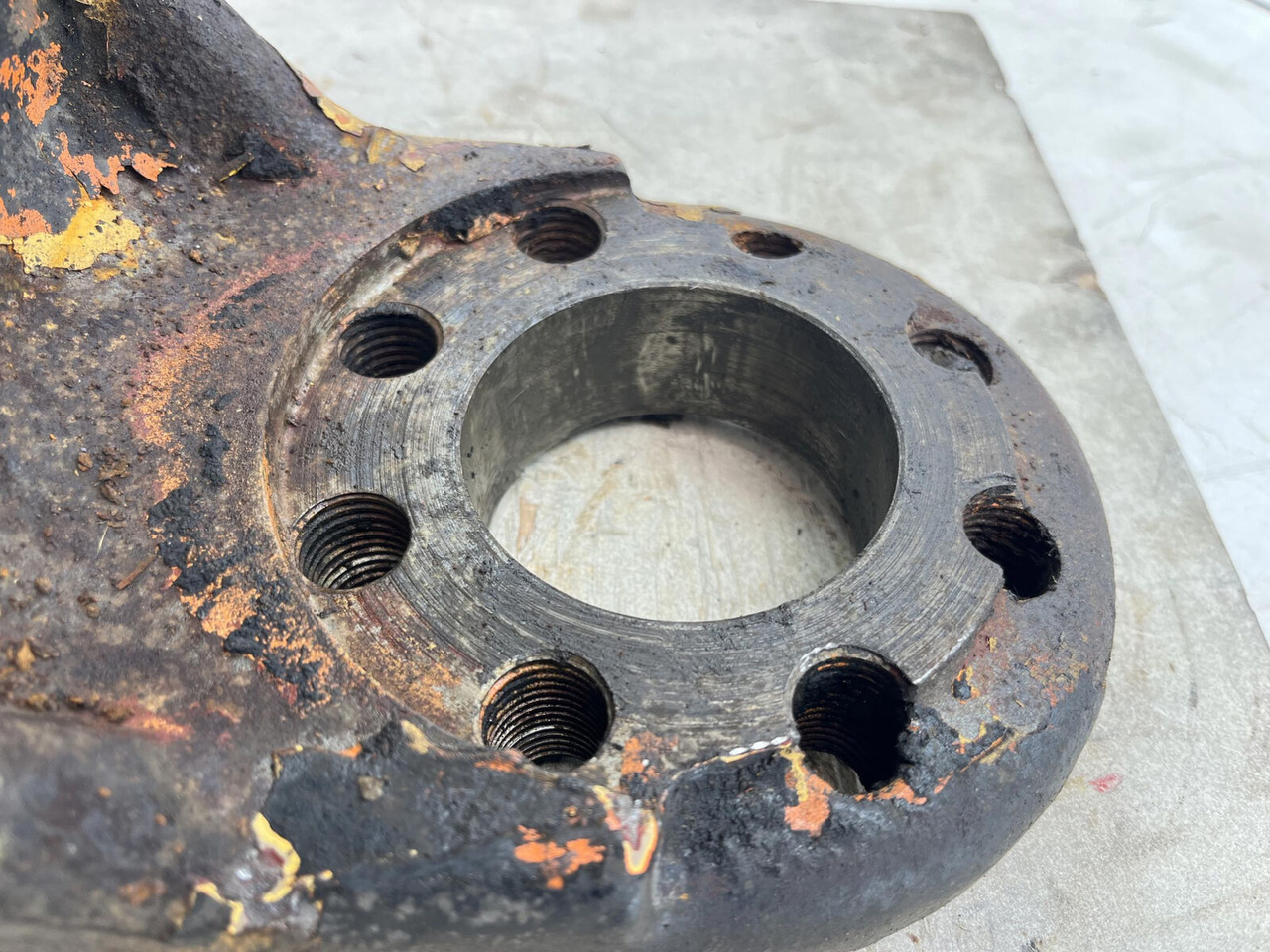 Mangueta para Grúa Terex HC 340 Steering knuckle 12 holes axle 2: foto 8