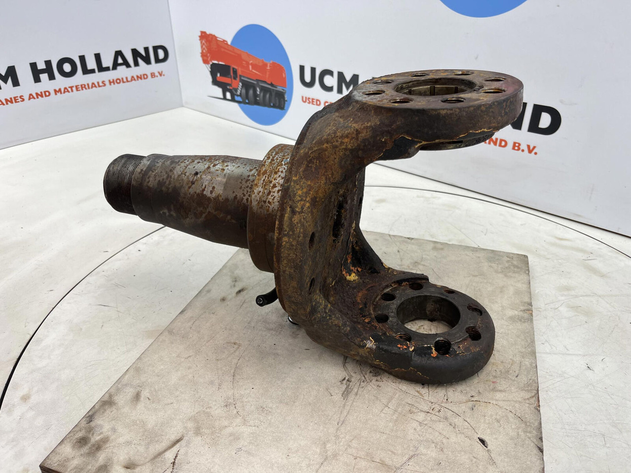 Mangueta para Grúa Terex HC 340 Steering knuckle 12 holes axle 2: foto 6