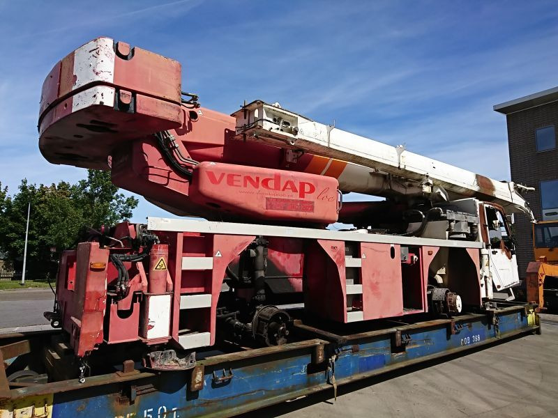 Terex demag AC 35 for parts - Autogrúa: foto 2 Terex demag AC 35 for parts - Autogrúa: foto 2